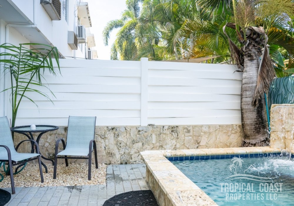 Three level townhome steps to the beach!