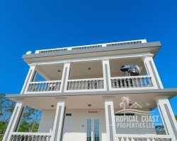 60680, Island living made easy: fully furnished, all utilities included 