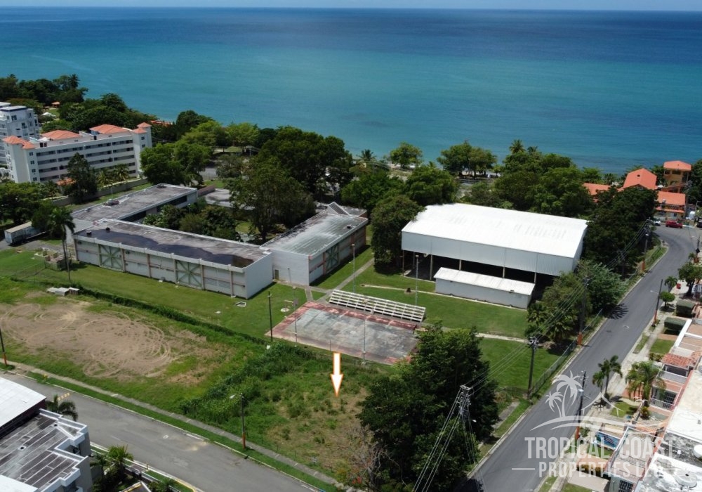 Corner lot steps from the beach 