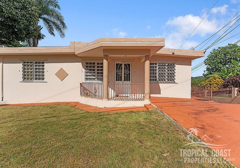 Space, versatility, and location in one exceptional property