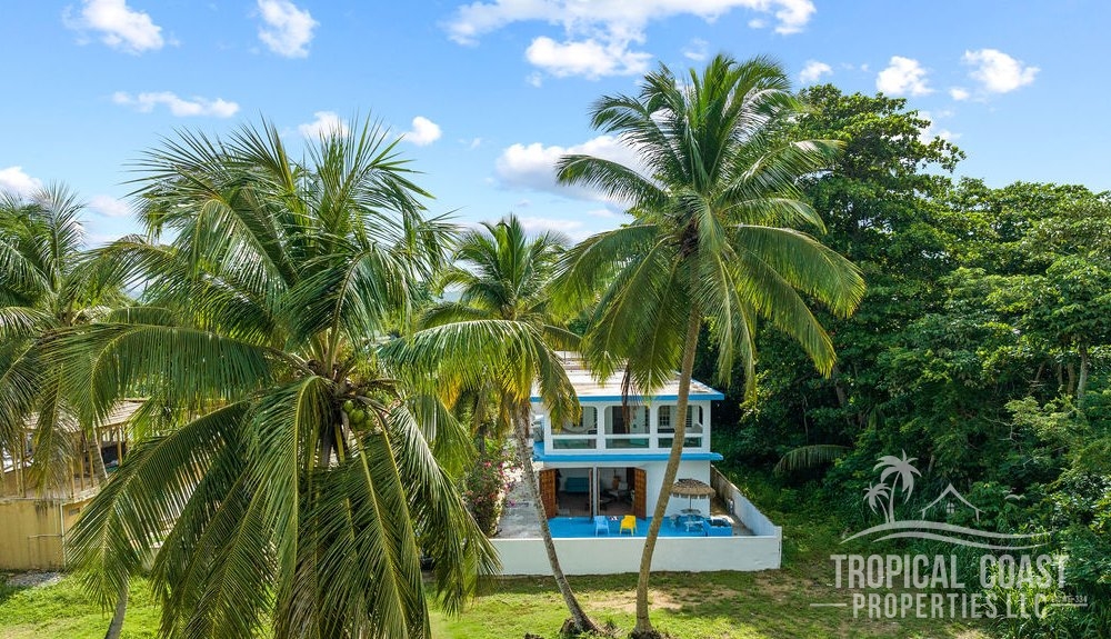 Oceanfront Two-Level Home with Luxury Amenities 