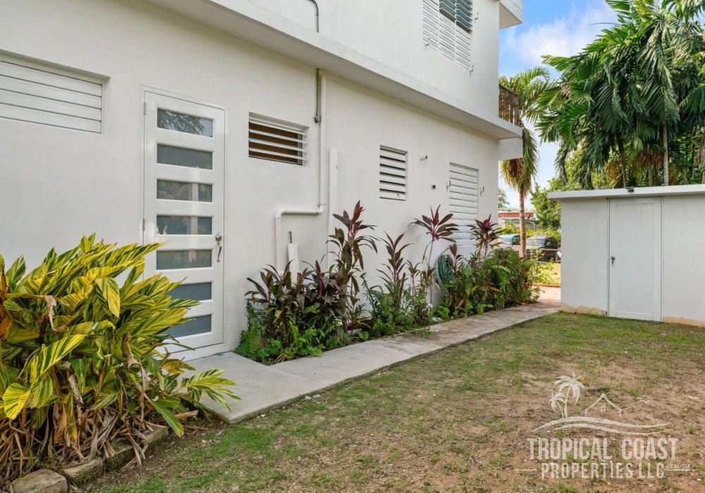 Small space, big comfort—prime location included