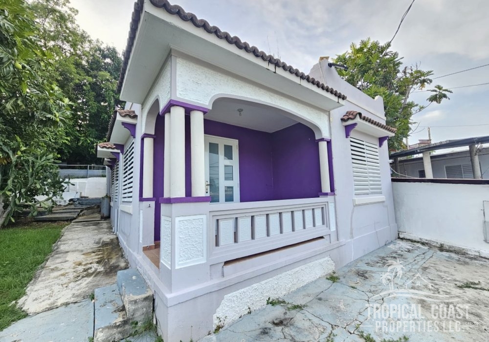 Walking distance from downtown Rincón