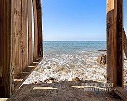 PR5BC398, Beachfront paradise awaits