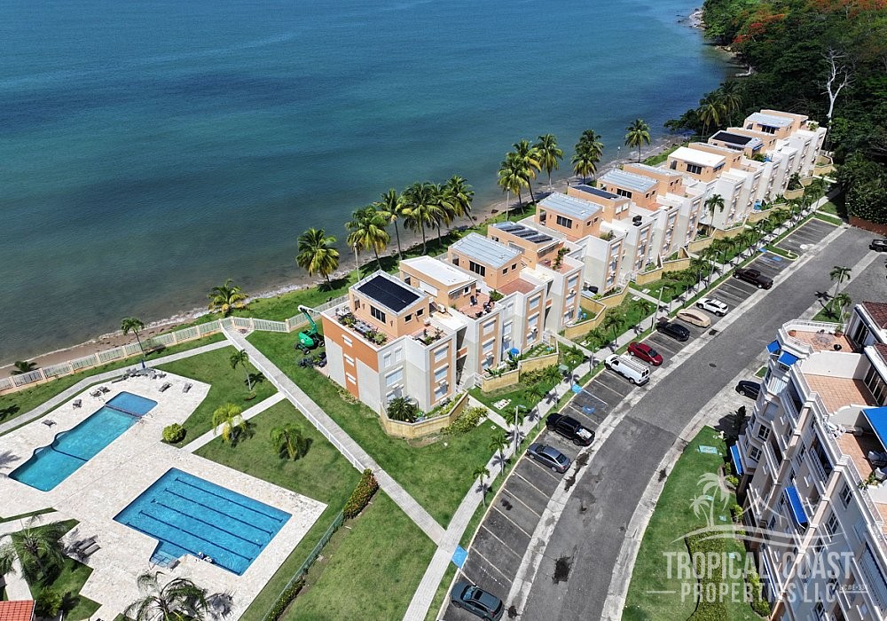 LUXURY BEACHFRONT PENTHOUSE IN RINCÓN BEACH RESORT 