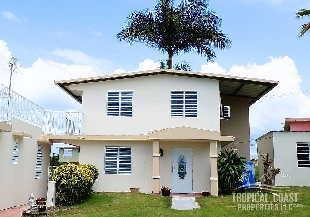 A hidden gem in Aguada — Casita Halostar combines privacy, outdoor space, and a prime location