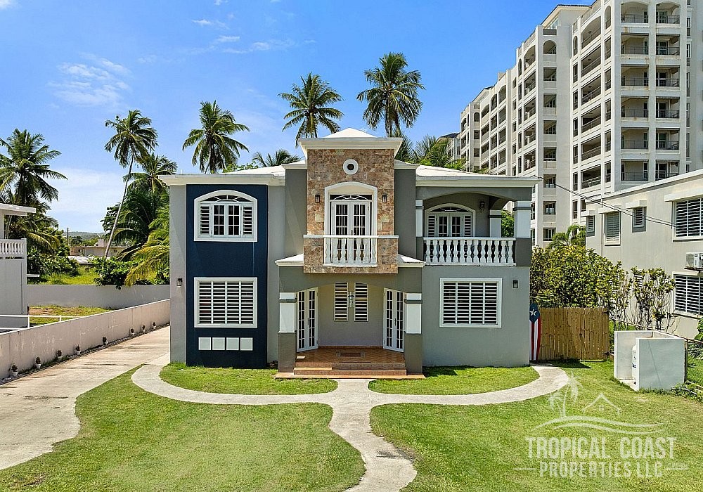 Multifamily Steps From The Beach