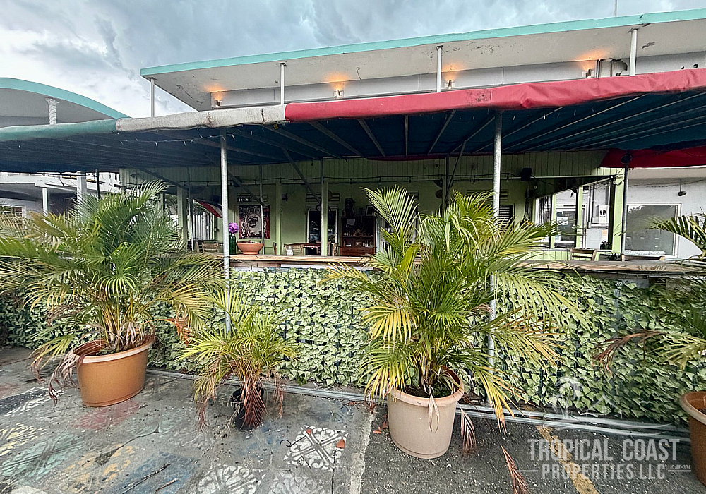 Great business investment with a consistent clientele and good location 