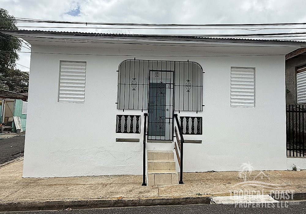 Your New Home in the Town of Añasco, Steps from the Plaza