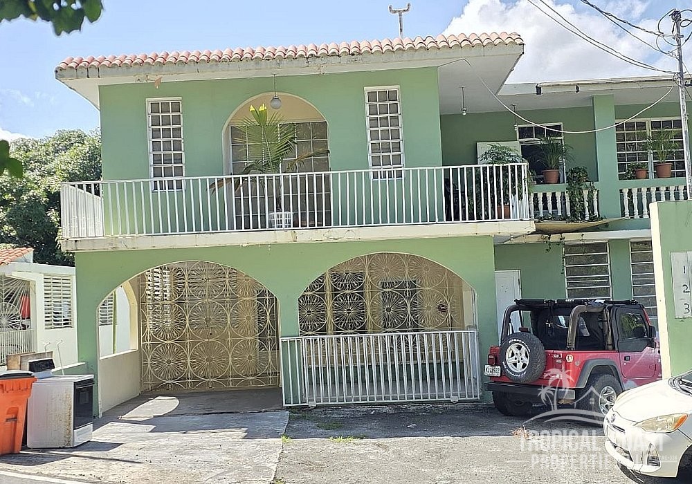 Home Close to Beaches & Town Center