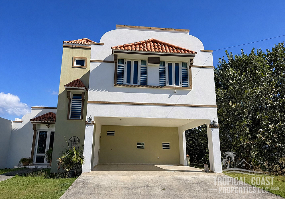 Private Single Family Home
